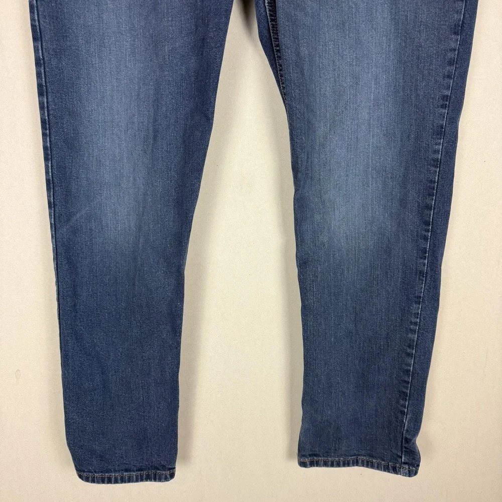 Levi's 502 Jeans Mens 42x32 Blue Medium Wash Regular Tapered Leg Stretch Denim